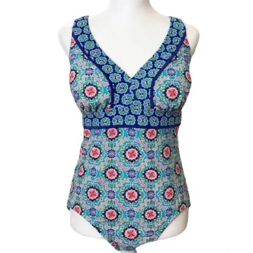 Catalina Women's One Piece Swimsuit Size 12-14